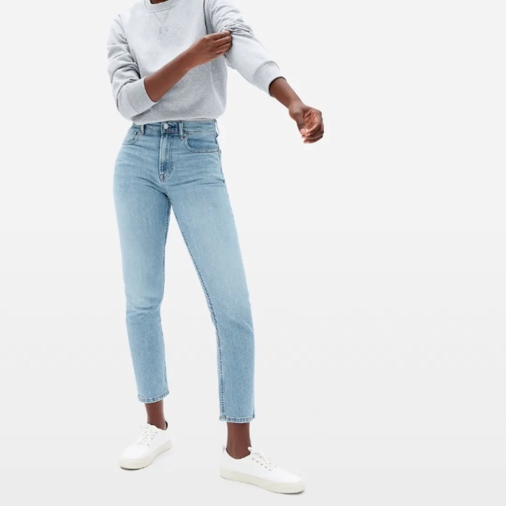 Everlane women's jeans size 26 regular cheeky jeans light high rise stretch